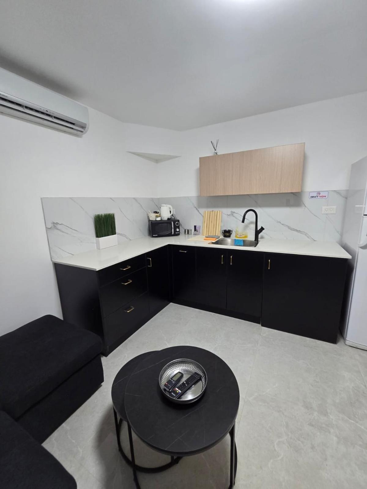 M Y Suites Eilat Buitenkant foto